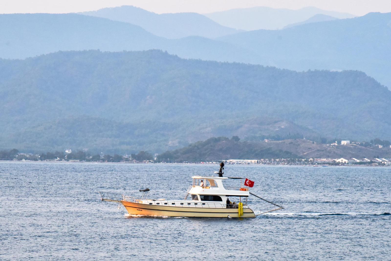 Yacht image